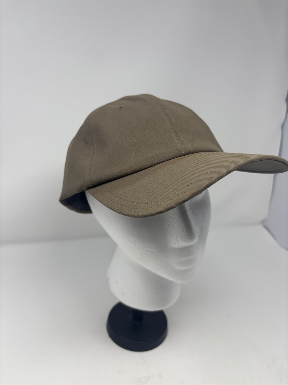 Lululemon brown hat cap